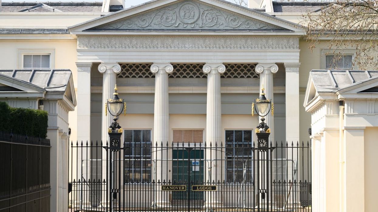 Indian businessman Ravi Ruia buys mansion in central London