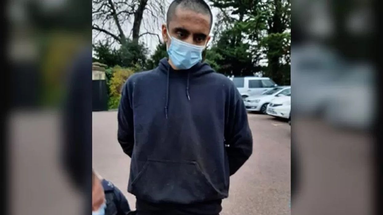 Crossbow intruder at Windsor castle planned to kill guards