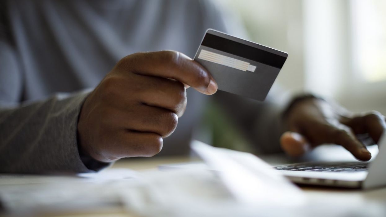 Surrey man jailed after defrauding Dreams