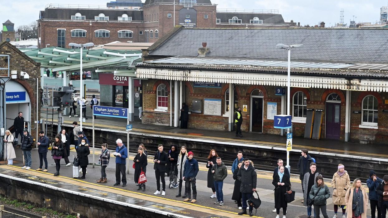 Union announces train drivers' strike on September 1 amid pay dispute