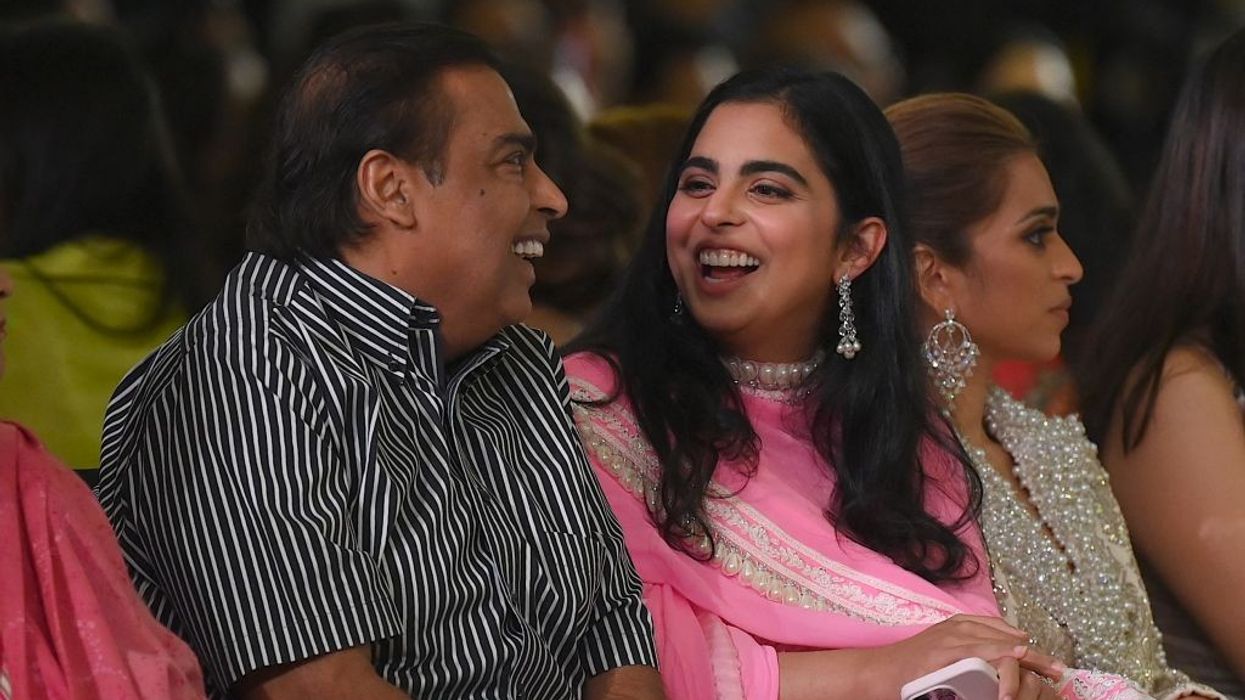 Mukesh Ambani sets out succession plan