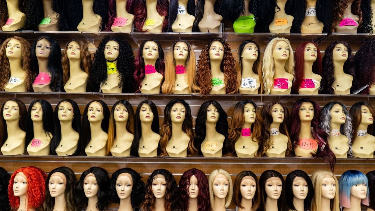 Shopkeeper who 'choked' female customer pleads for peace