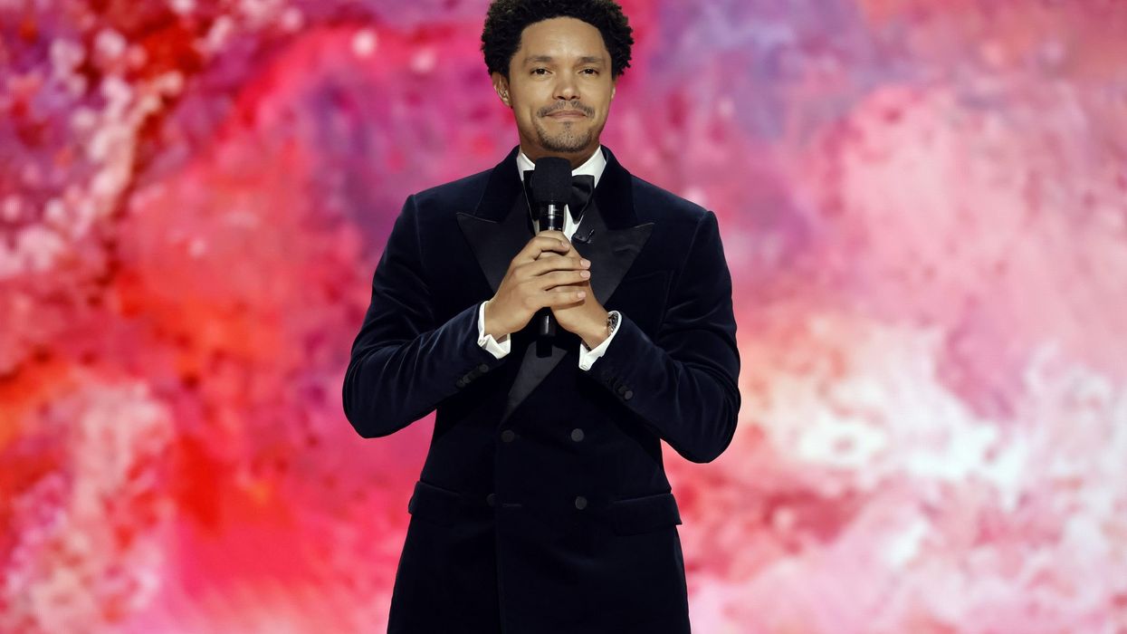 Trevor Noah spotted at Delhi Airport, to perform live for Indian audience