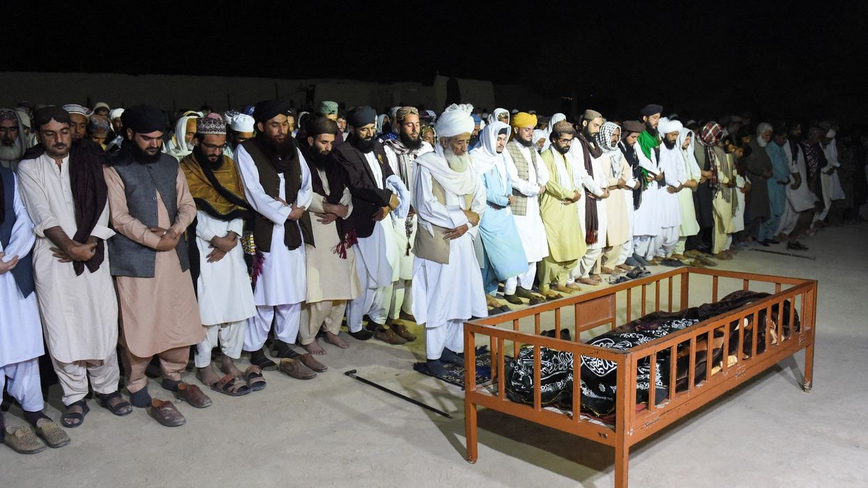 Death toll mounts to 57 as suicide bombers strike Pakistan mosques