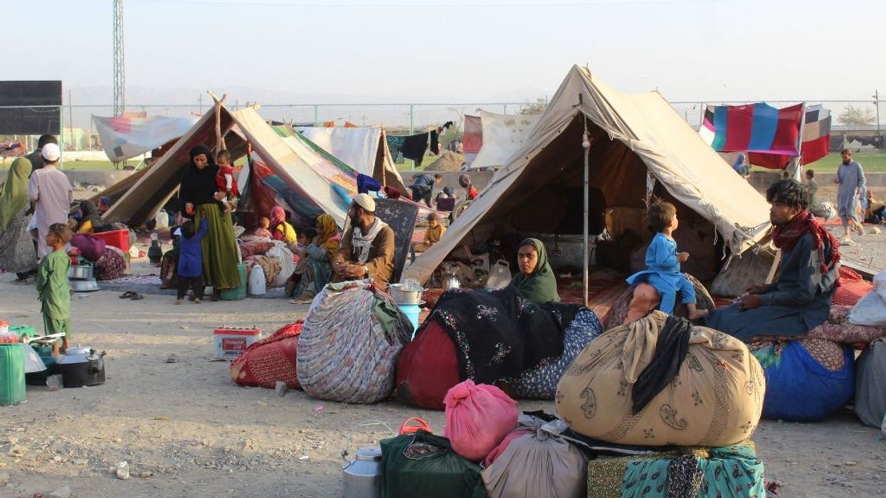 Pakistan orders all ‘illegal immigrants’ to leave country