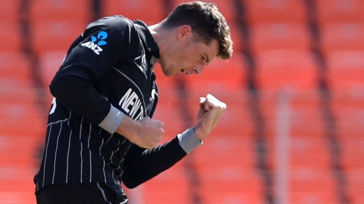 Mitchell Santner shines as New Zealand defeat Netherlands