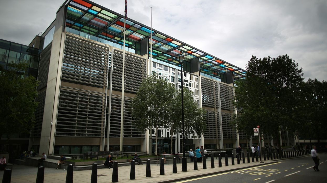 British lawyers weigh pros and cons of extradition treaty with Pakistan