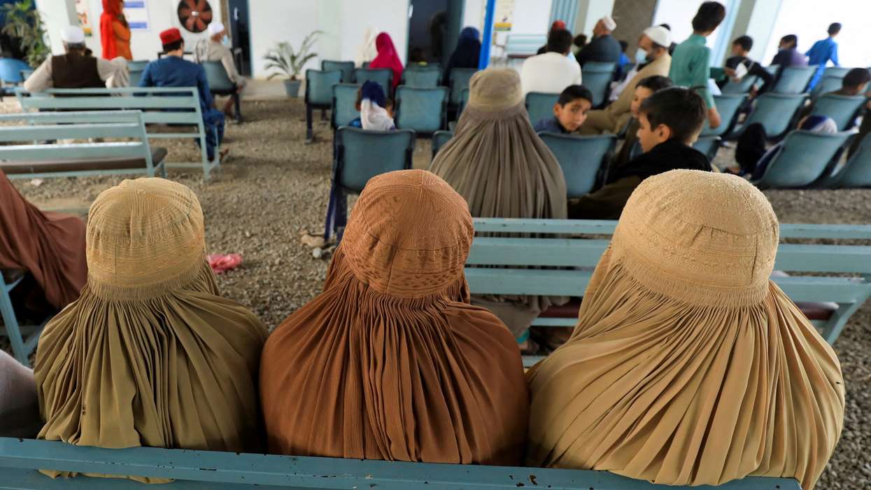 Pakistan gives last warning to undocumented immigrants to leave