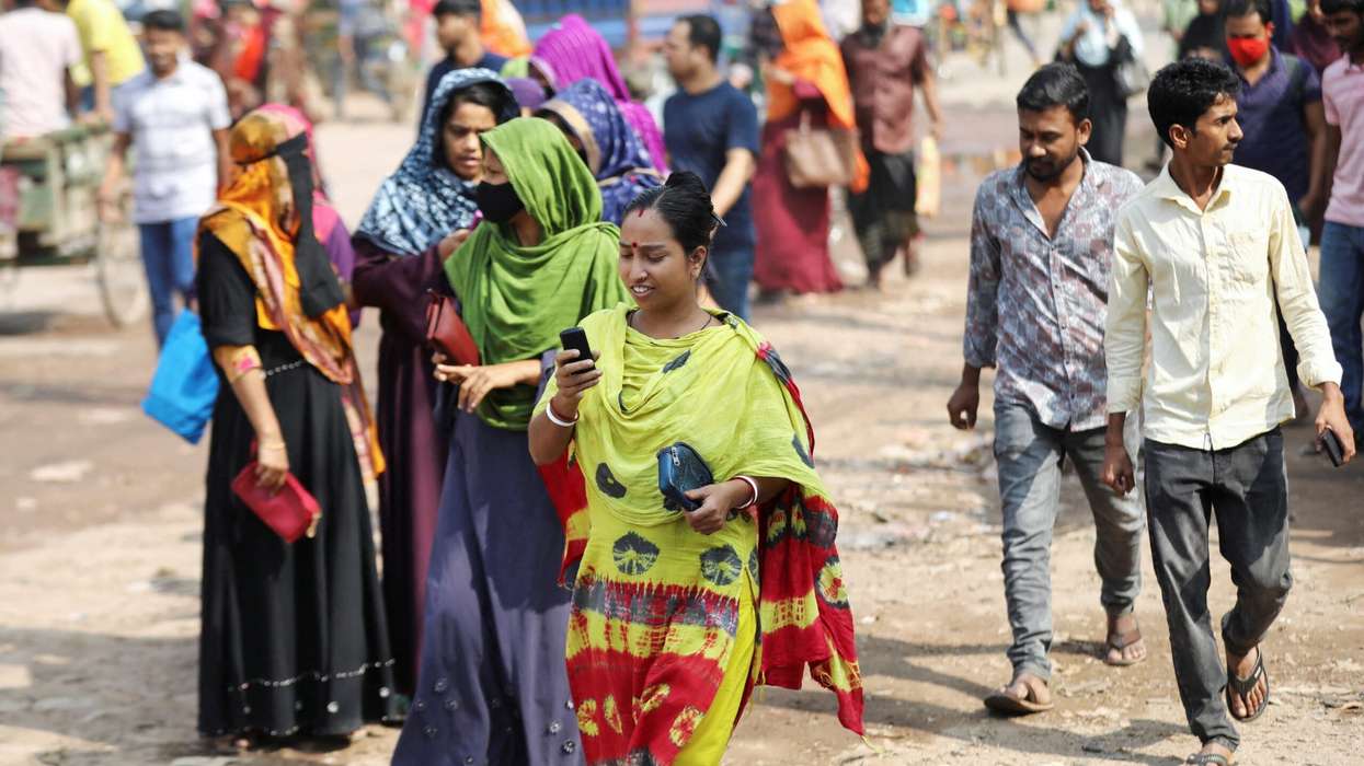 Bangladesh police fire tear gas at protesting garment workers