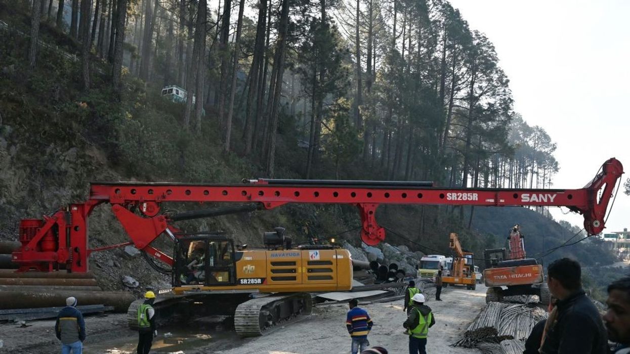 India rescuers hit snags in two-week bid to free 41 tunnel workers
