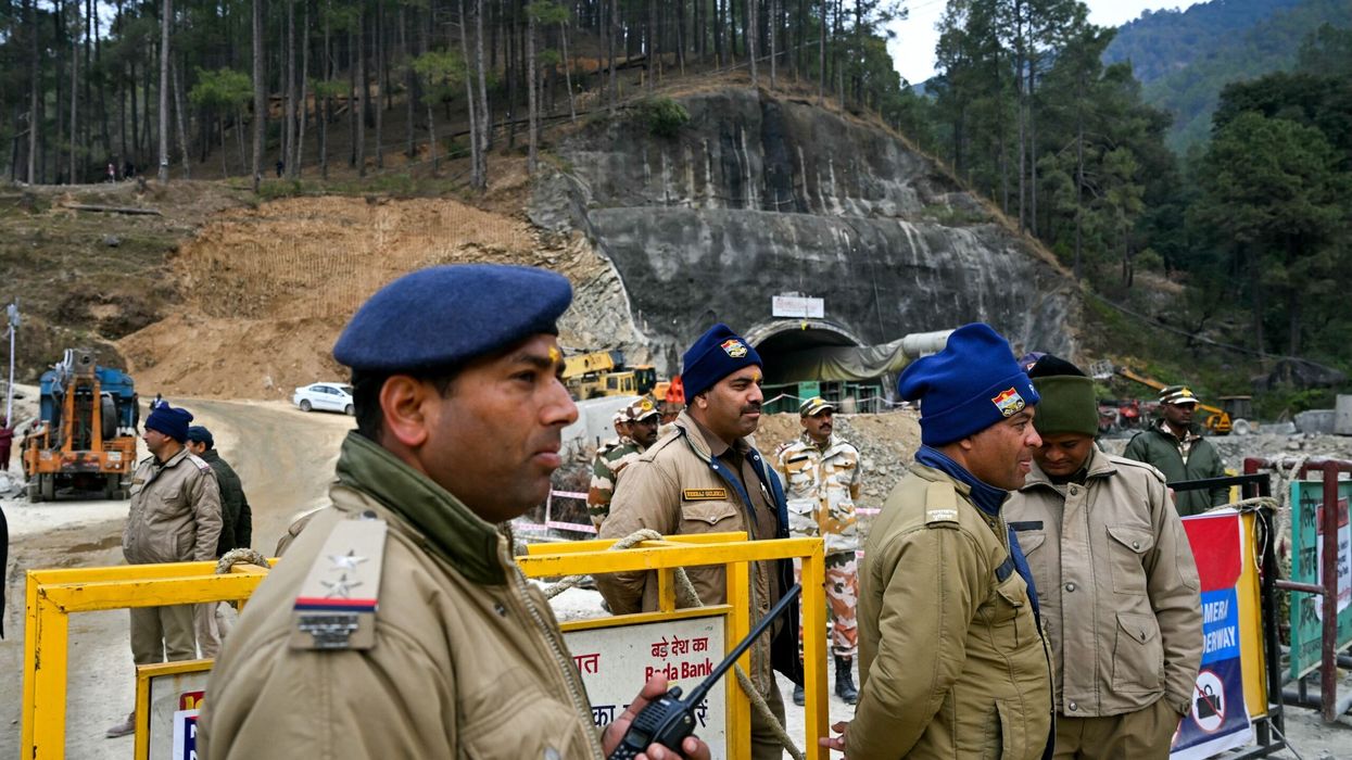Indian military digs by hand to rescue 41 tunnel workers