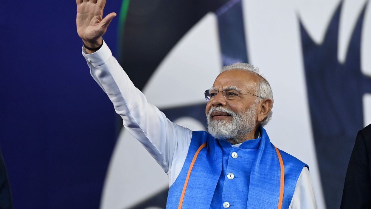 Modi asks the rich to hold destination weddings in India