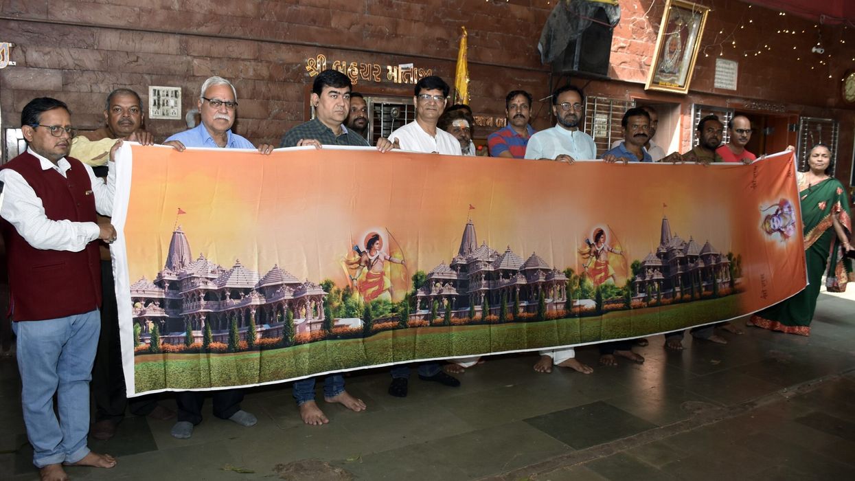 Saree with images of Lord Ram to be sent to Ayodhya