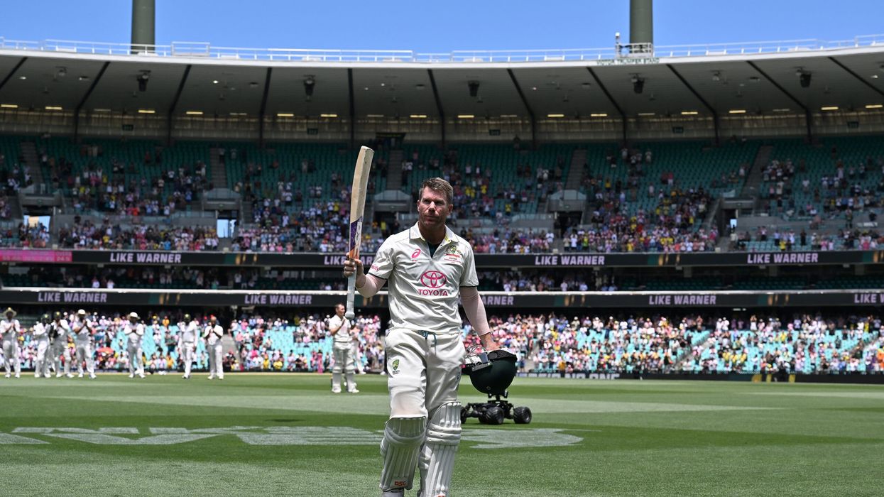 Pakistan lose series 3-0 as Warner bids farewell