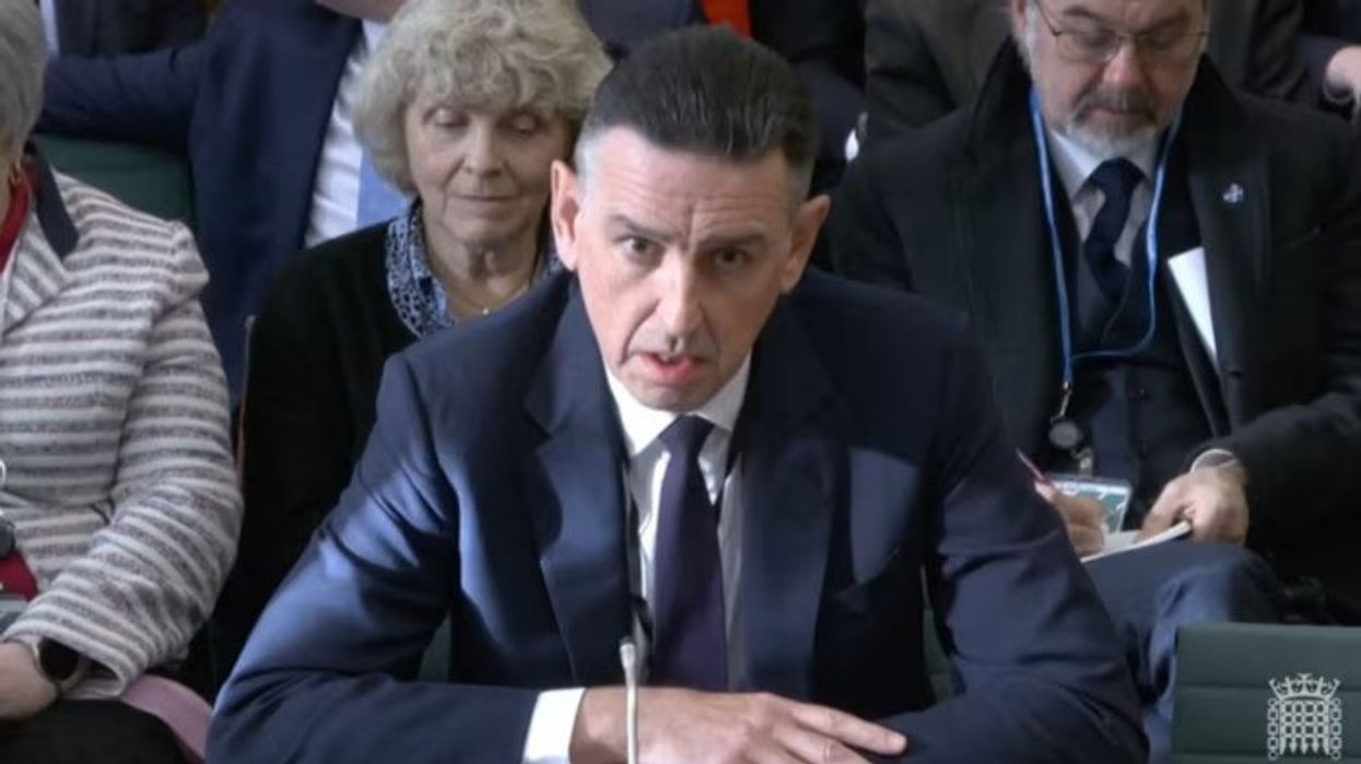 Fujitsu is sorry and says will compensate subpostmasters