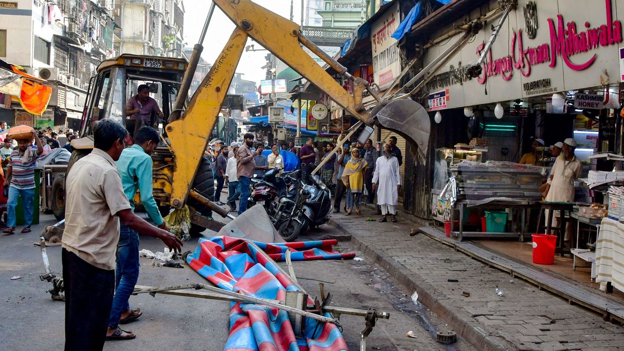 Mumbai religious clashes spark demolition of Muslim shops