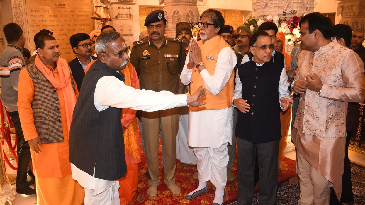 Amitabh seeks blessings at Ram Temple in Ayodhya