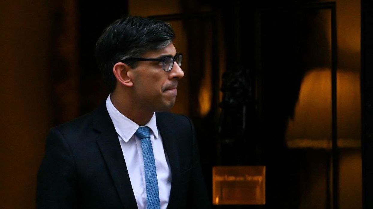 Pressure on Sunak as Tories suffer defeat in by-elections