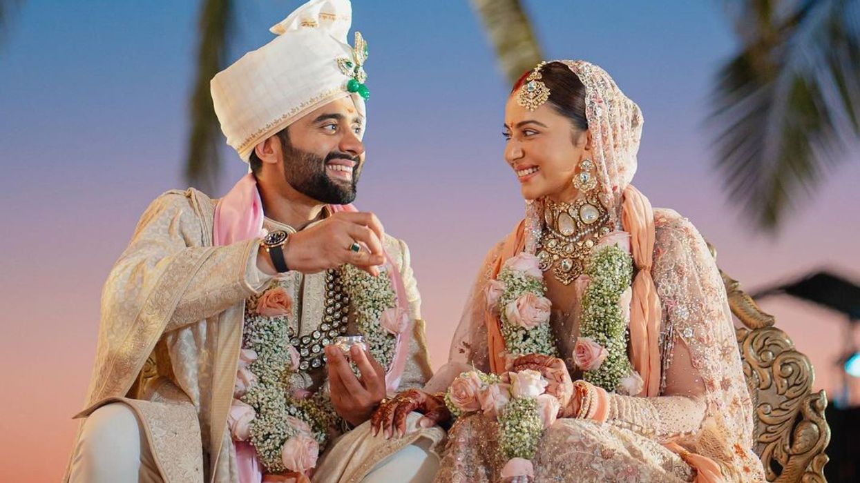Newlyweds Rakul Preet Singh, Jackky Bhagnani reach Mumbai