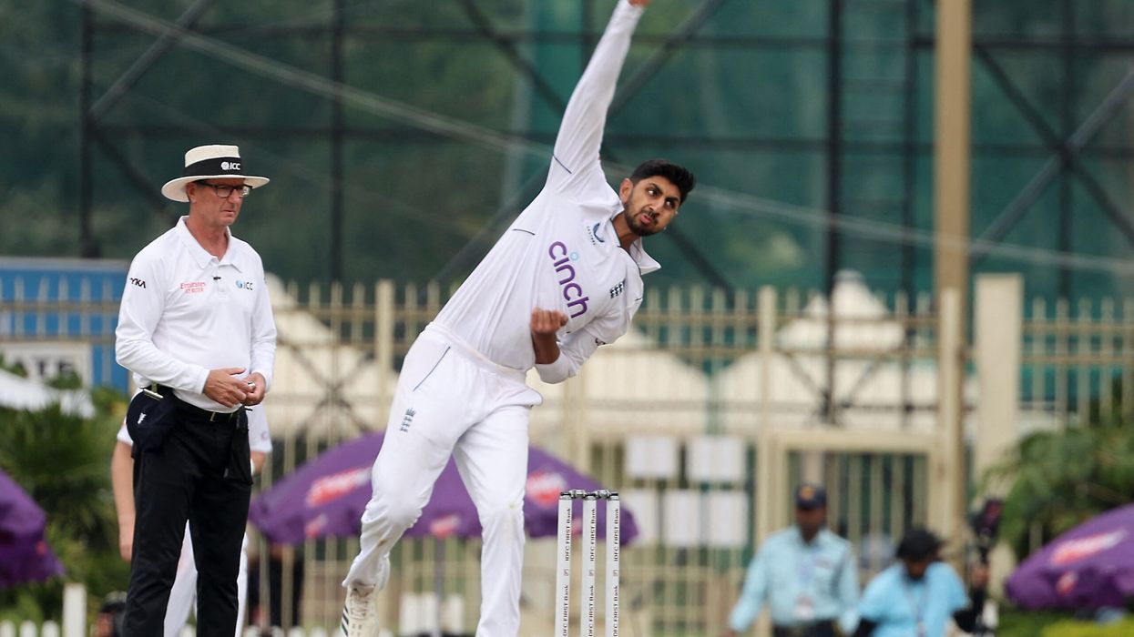 Shoaib Bashir triple strikes reduce India to 131-4