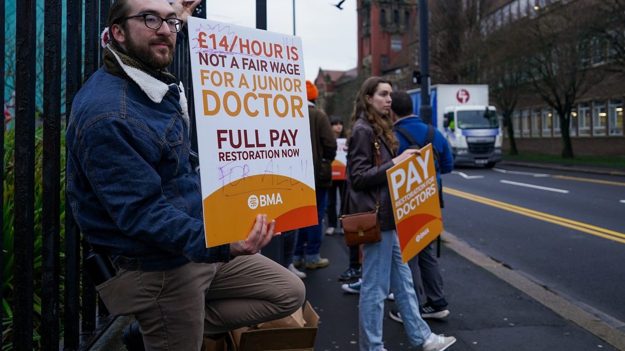Junior doctors begin new five-day strike over pay dispute