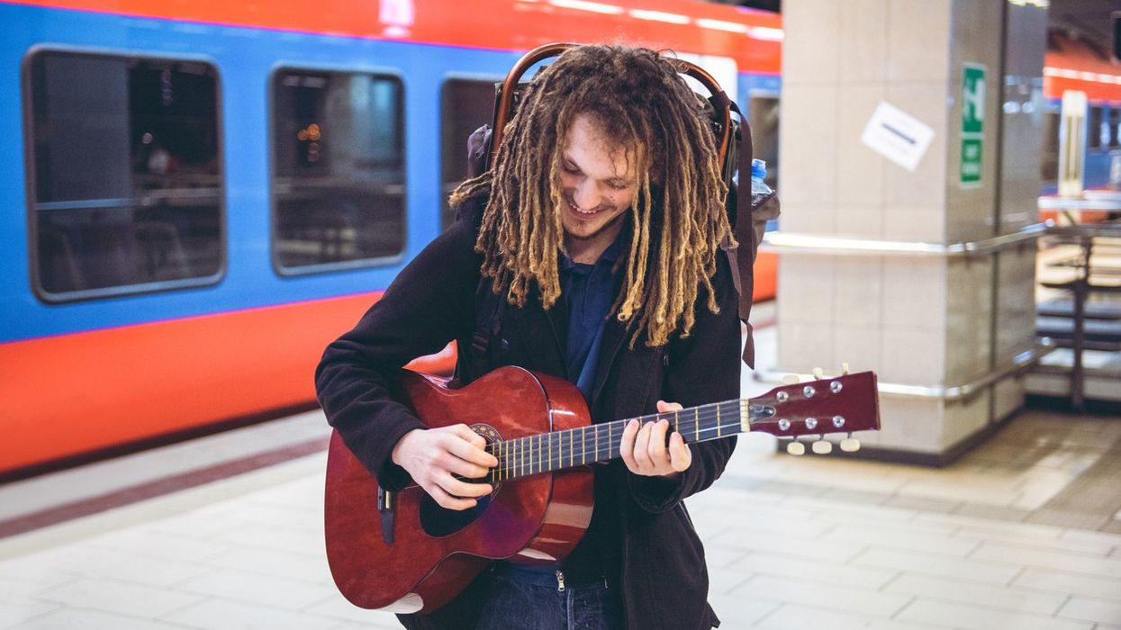 London Underground holds auditions for buskers to improve commuter experience