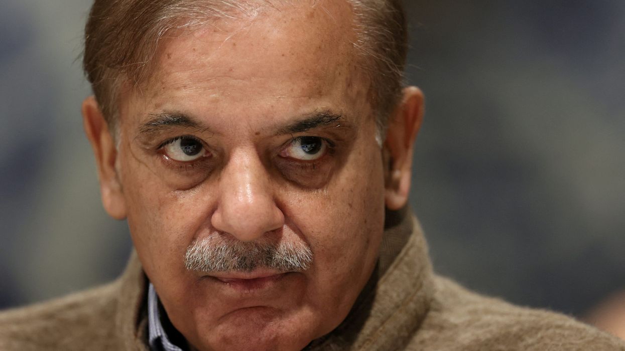 Pakistan cabinet tasked with ending economic crisis