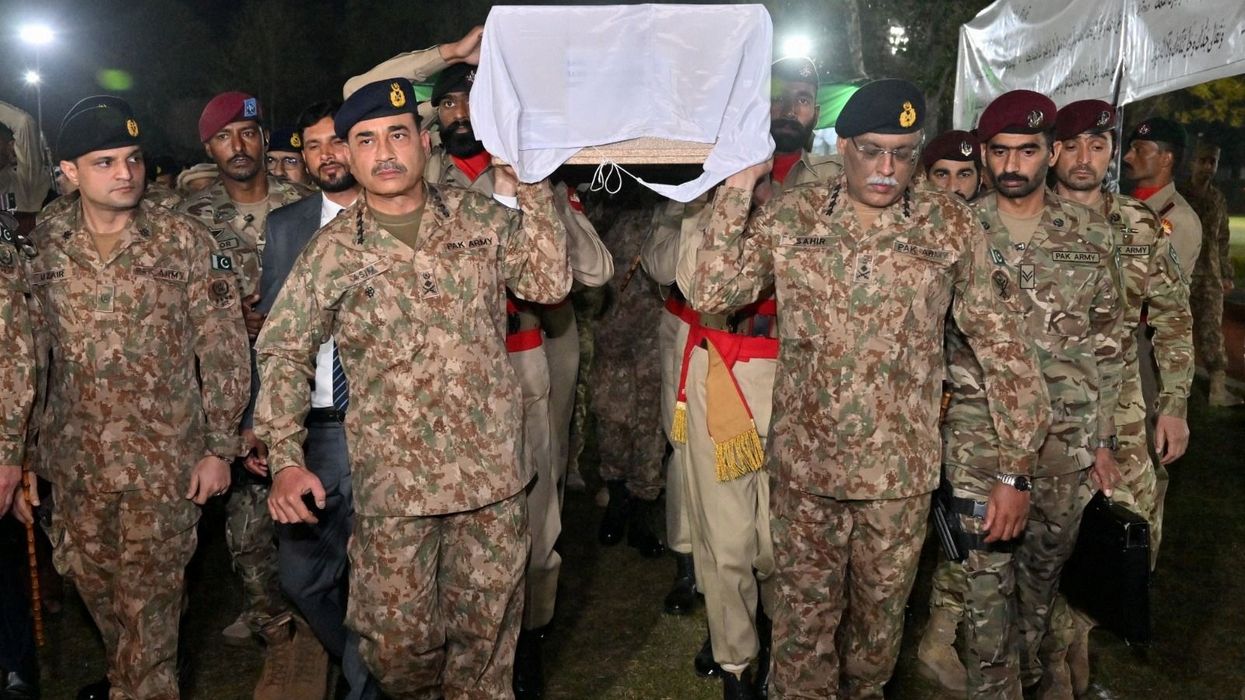 Afghan forces attack Pakistan military outposts in retaliation to airstrikes