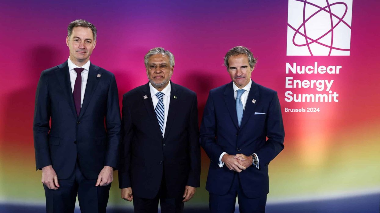 Pakistan keen to restore trade ties with India: Minister