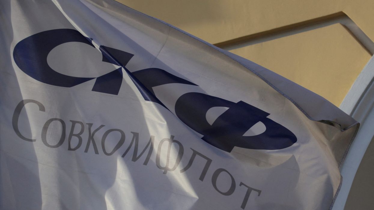 US seeks Indian refineries' help to make Russia oil price cap work