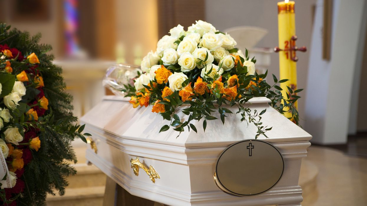 Burial with dictionaries, pets: Weird requests appall London's funeral services