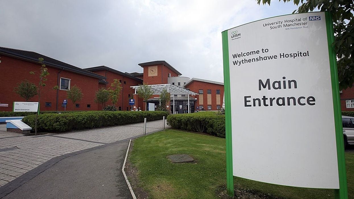 Well-known doctor dies of rare ailment, family alleges negligence