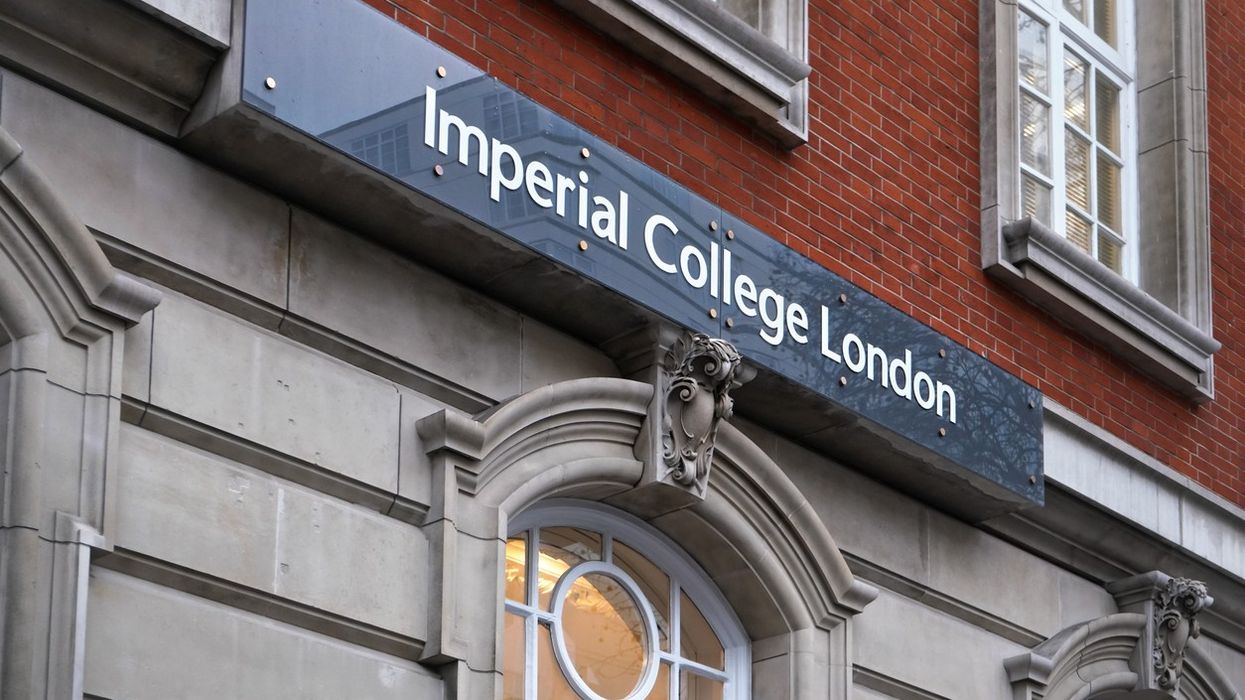 Kolkata graduate’s team wins 'University Challenge' quiz