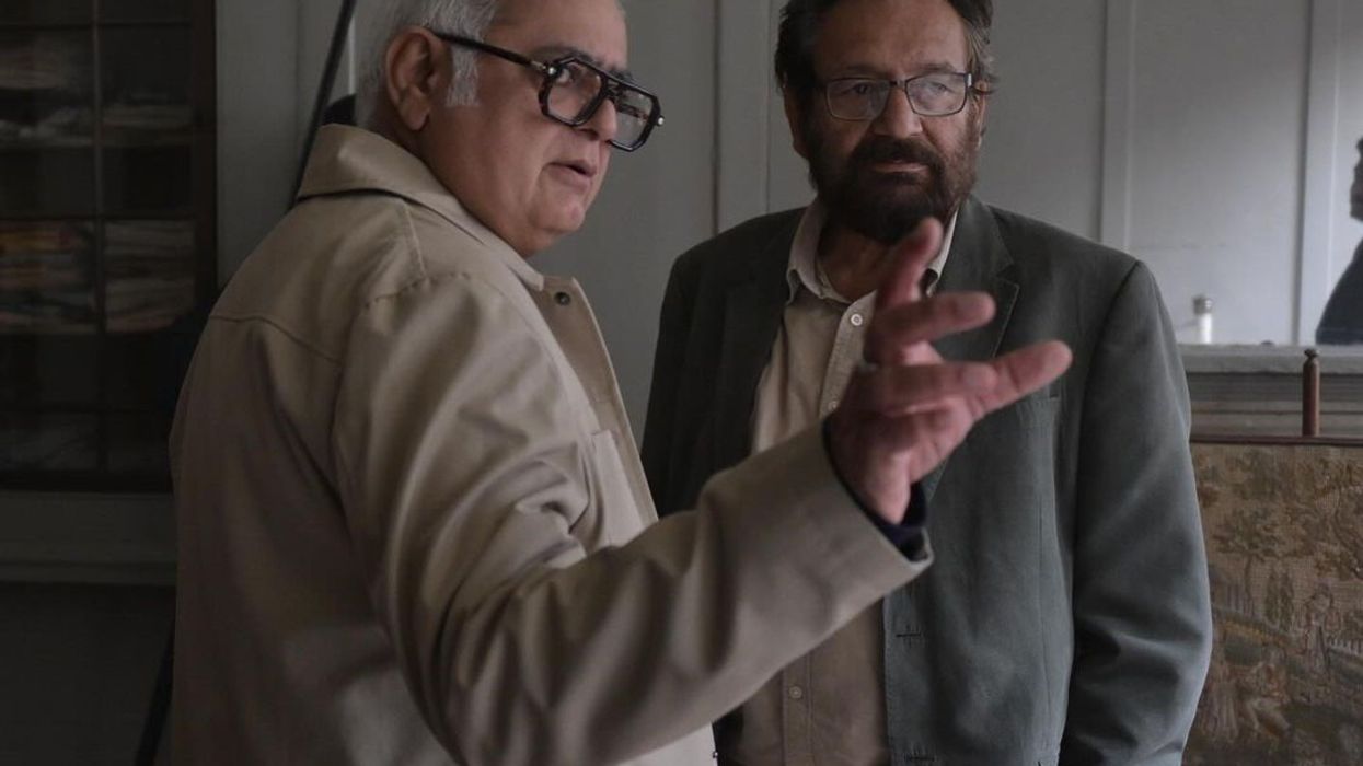 Hansal Mehta meets Shekhar Kapur during ‘Gandhi’ shoot in London