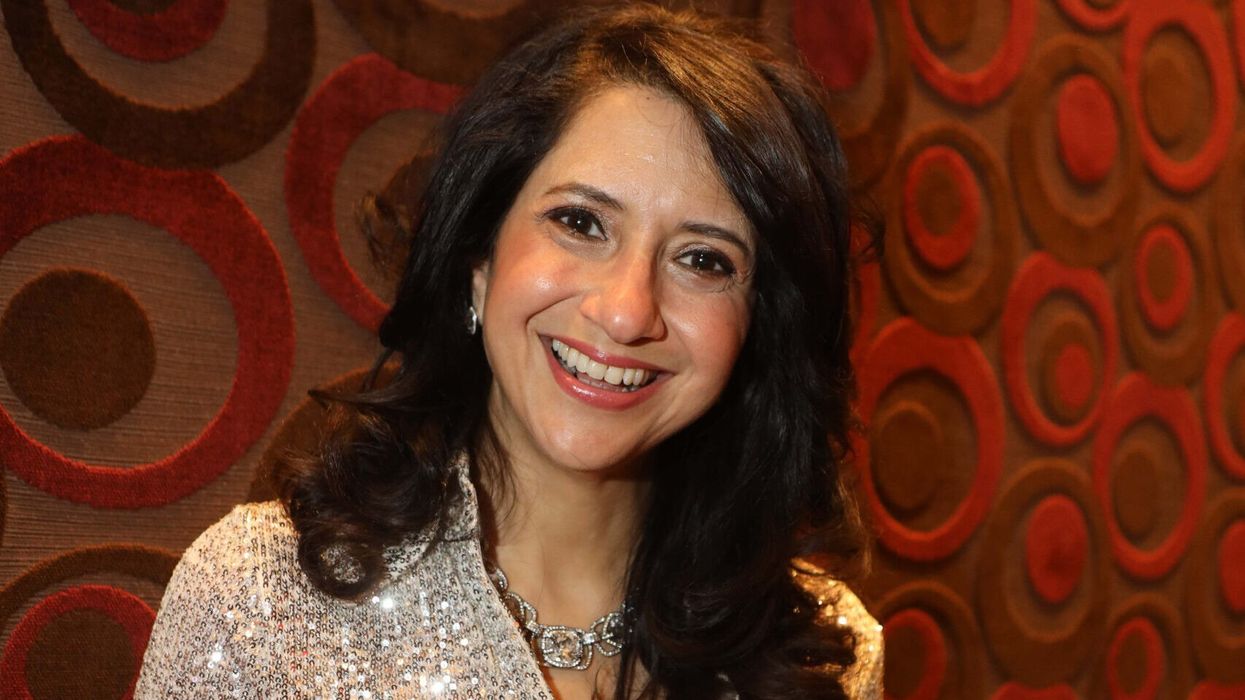 Asians in the media back Sangita Myska