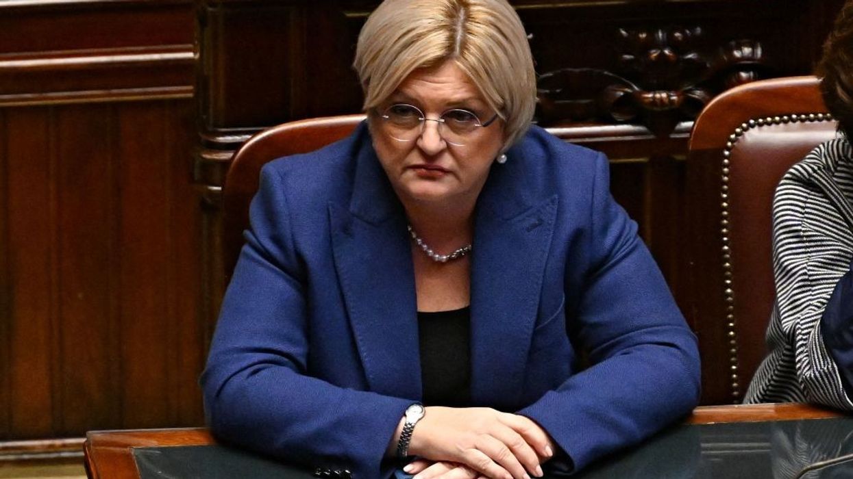 Indian farm worker dumped with severed arm dies in Italy