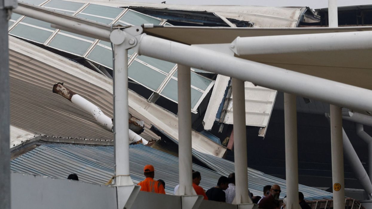 Roof collapse at Delhi airport kills one, flights cancelled
