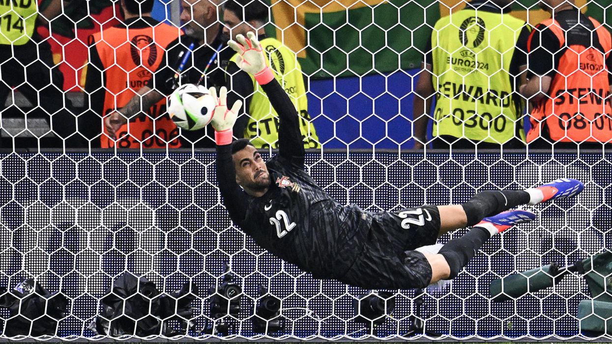 Costa's penalty saves propel Portugal past Slovenia at Euros