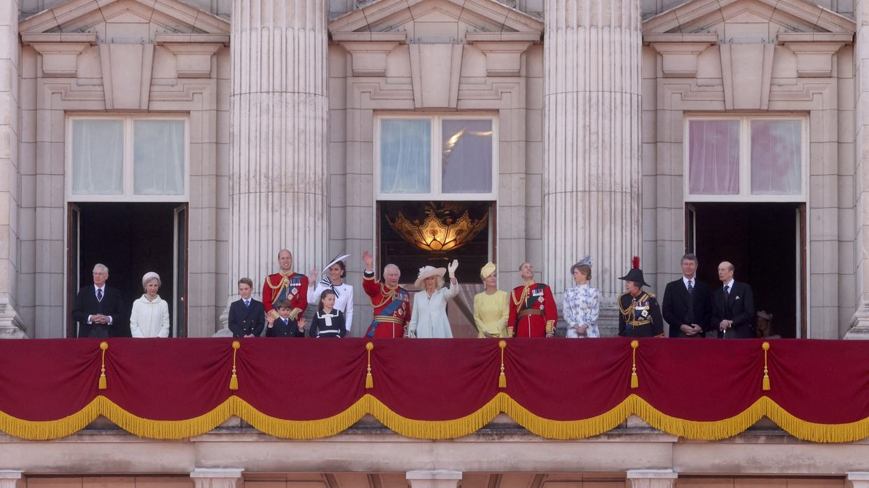 Buckingham Palace opens iconic balcony room to visitors