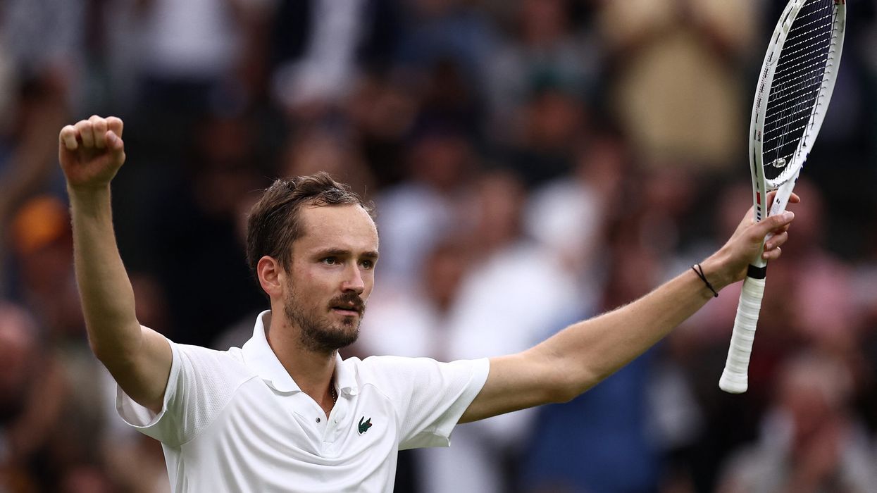 Medvedev triumphs over world No 1 Sinner in five sets to reach semis