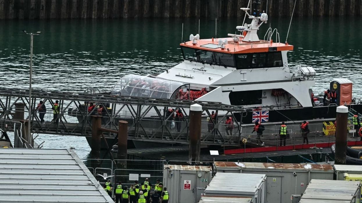 Four migrants drown in Channel