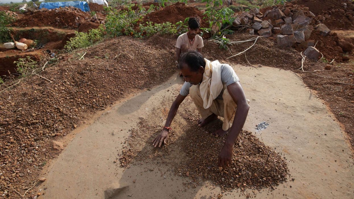 Labourer in India finds diamond worth £74,000 from mine