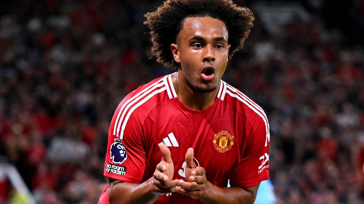 Zirkzee scores as Man Utd beat Fulham in Premier League opener