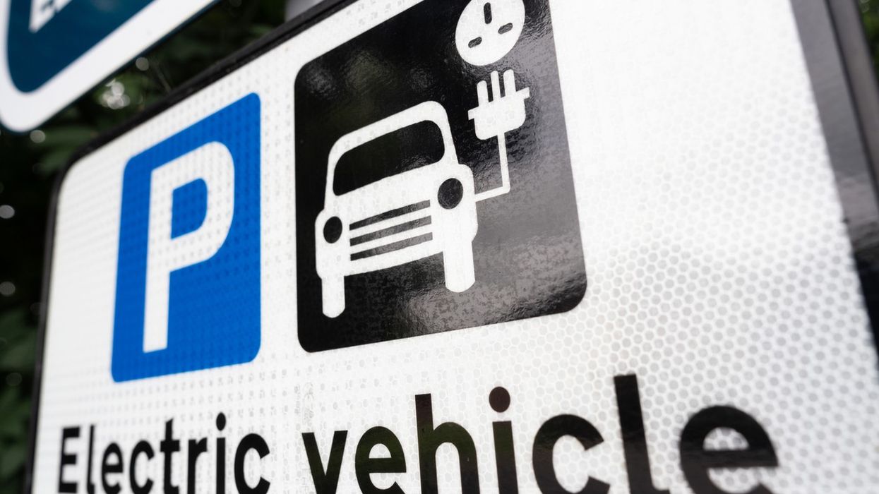 More UK drivers choosing electric and hybrid cars as clean transport gains ground