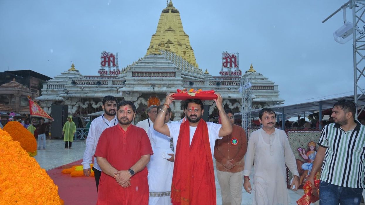 HH Guruji performed the Dhwaja Ritual at Ambaji Temple