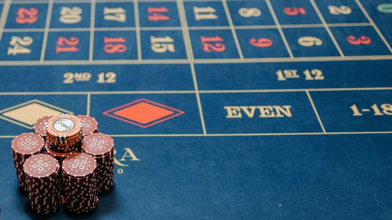 How Hindi cinema uses casino imagery as a narrative device