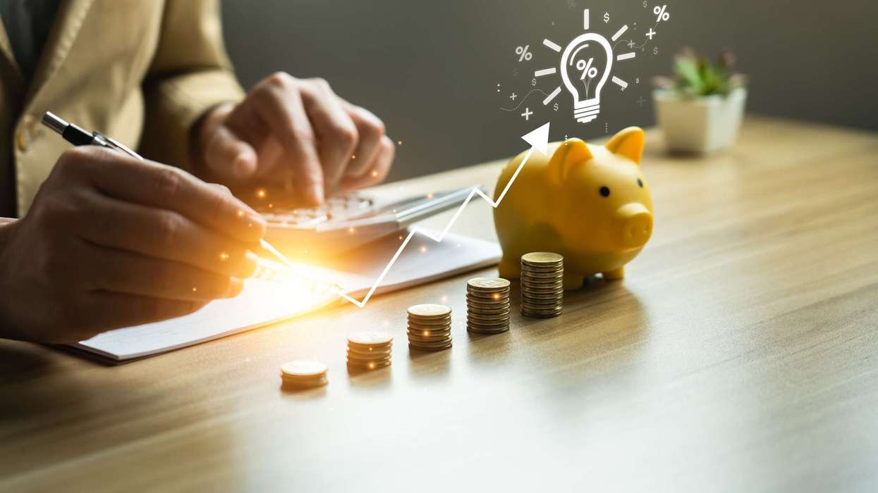 Looking to grow your savings? Here's how to choose the right savings account
