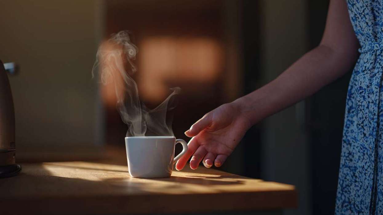 Does a hot cup of tea raise your cancer risk? New Oxford study has answers