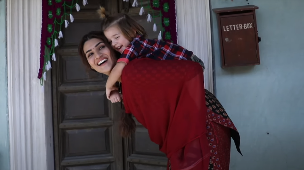 5-year-old British boy Jacob Smith plays the role of Kriti Sanon’s son in Mimi