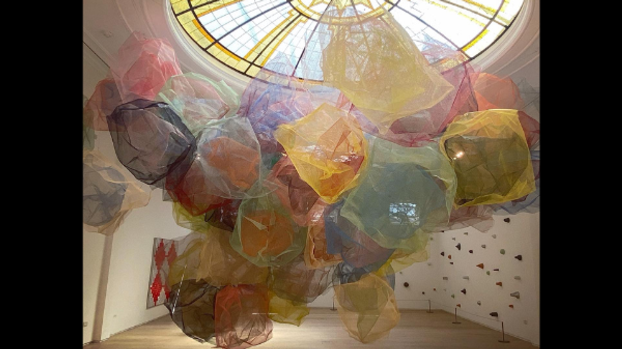 Rana Begum's exhibition at Pitzhanger enthralls with unique light, colour exploration